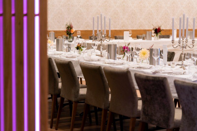 Smaragd Saal Weisses Rossl Wirtshaus  Hotel Muhldorf Wachau