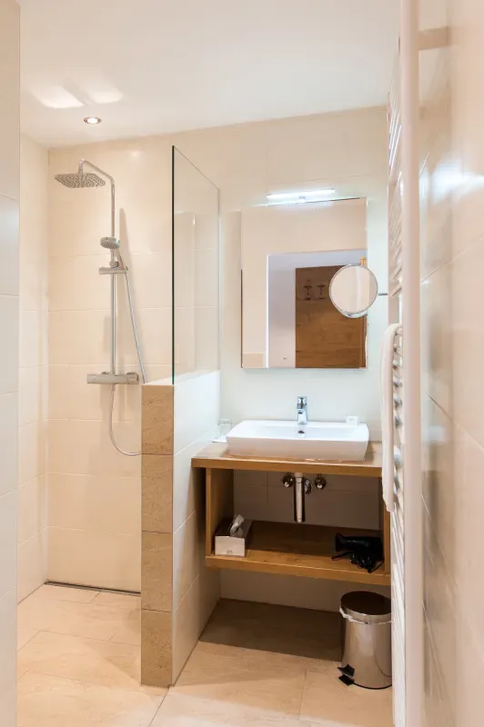 5 Bad Weisses Rossl Wirtshaus Hotel Muhldorf Wachau