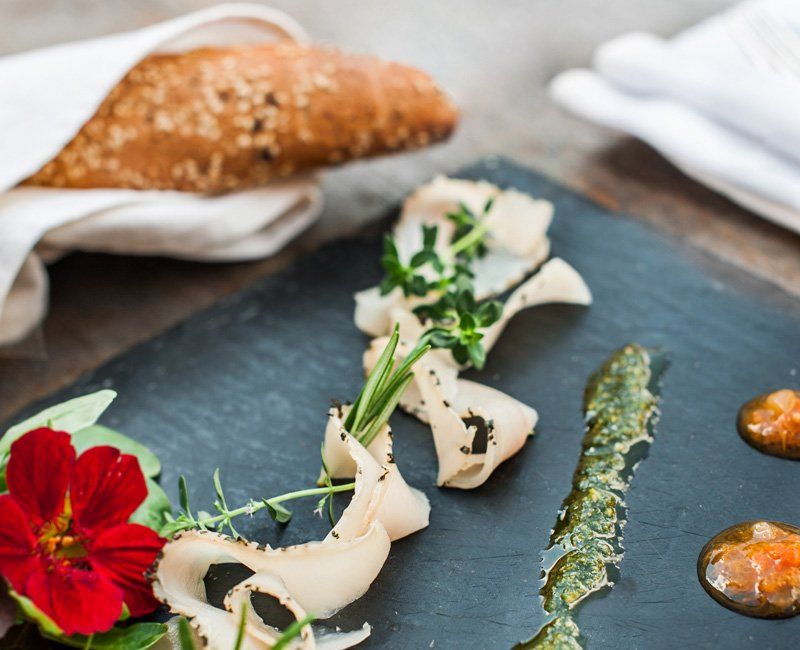 Lardo-Weisses-Rossl-Wirtshaus--Hotel-Muhldorf-Wachau-2